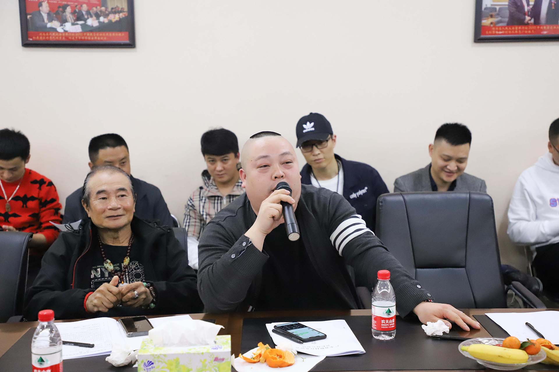 图片关键词